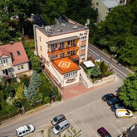 Osrodek Uslug Hotelarskich Kinga ヴィエリチカ エクステリア 写真