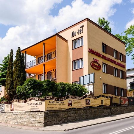 Osrodek Uslug Hotelarskich Kinga ヴィエリチカ エクステリア 写真