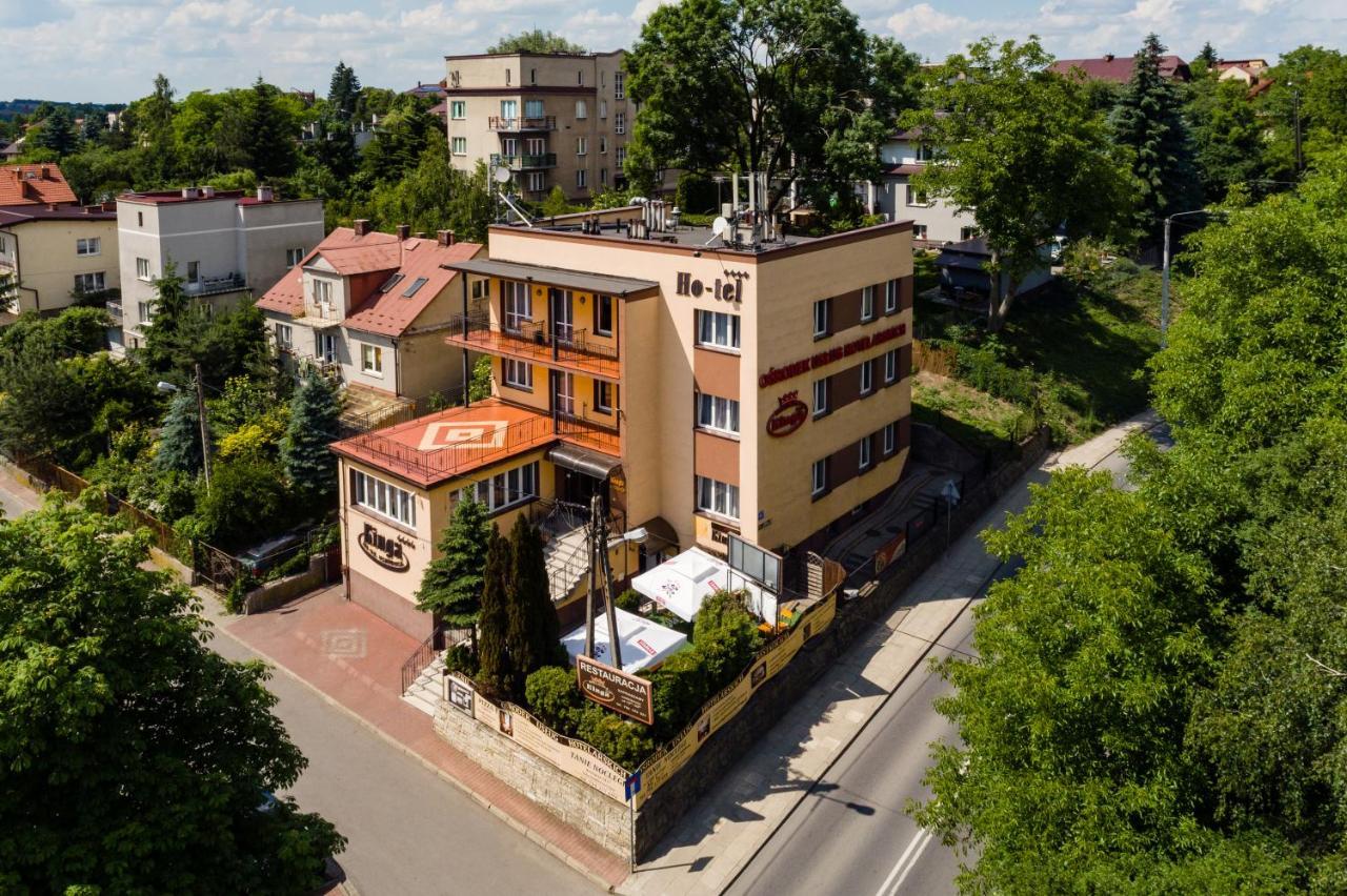 Osrodek Uslug Hotelarskich Kinga ヴィエリチカ エクステリア 写真